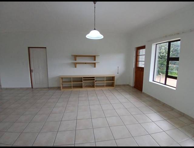 2 BEDROOM HOUSE FOR SALE IN STILBAAI-WES